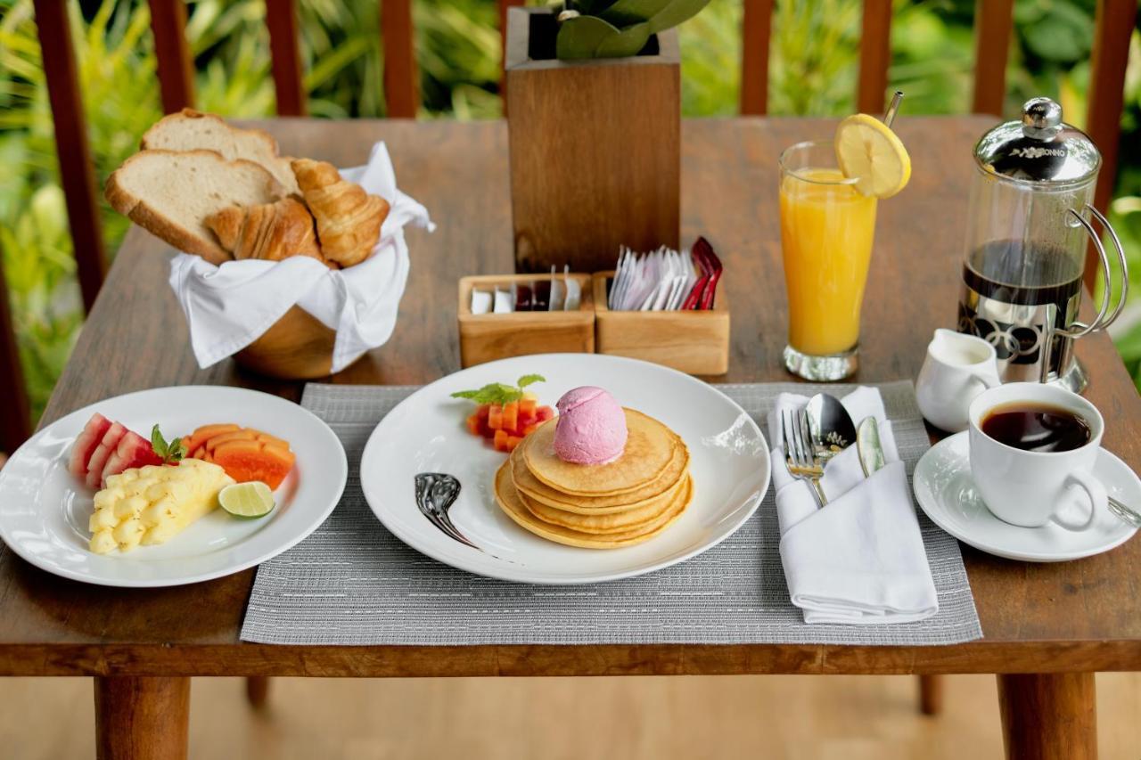 Ratni Ubud Villa Exteriör bild