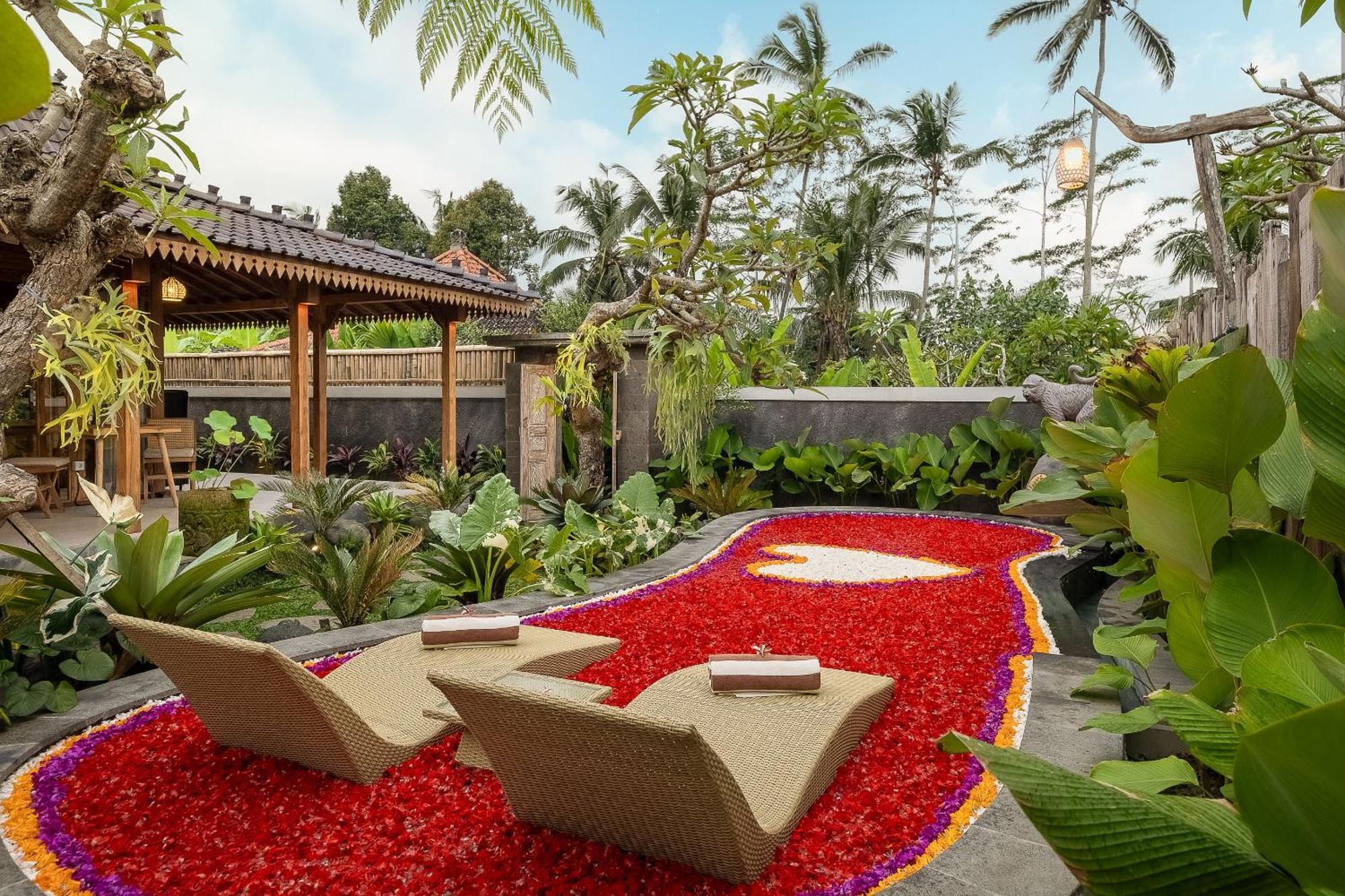 Ratni Ubud Villa Exteriör bild