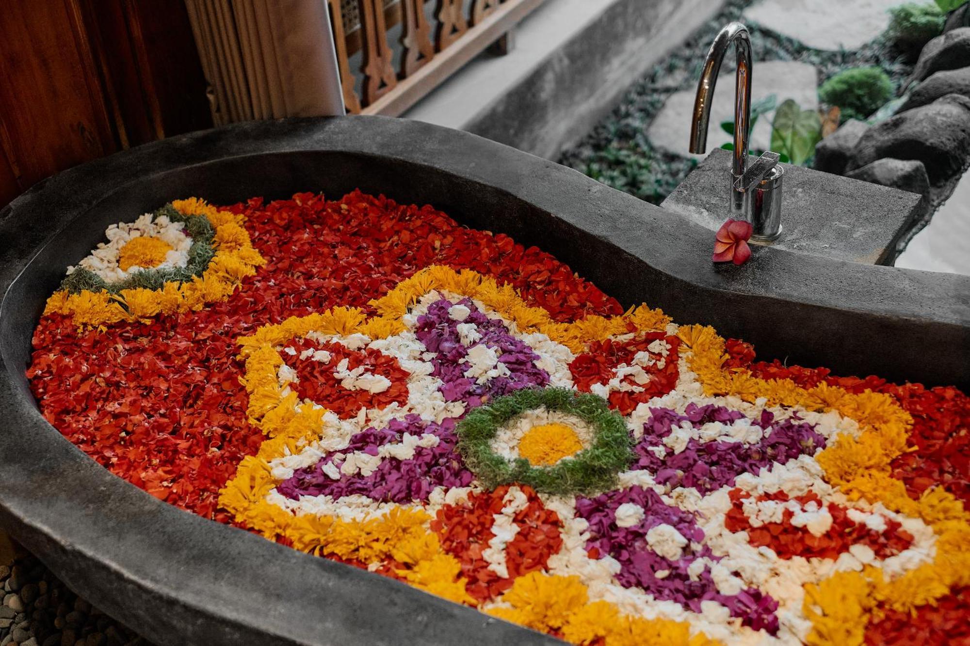 Ratni Ubud Villa Exteriör bild