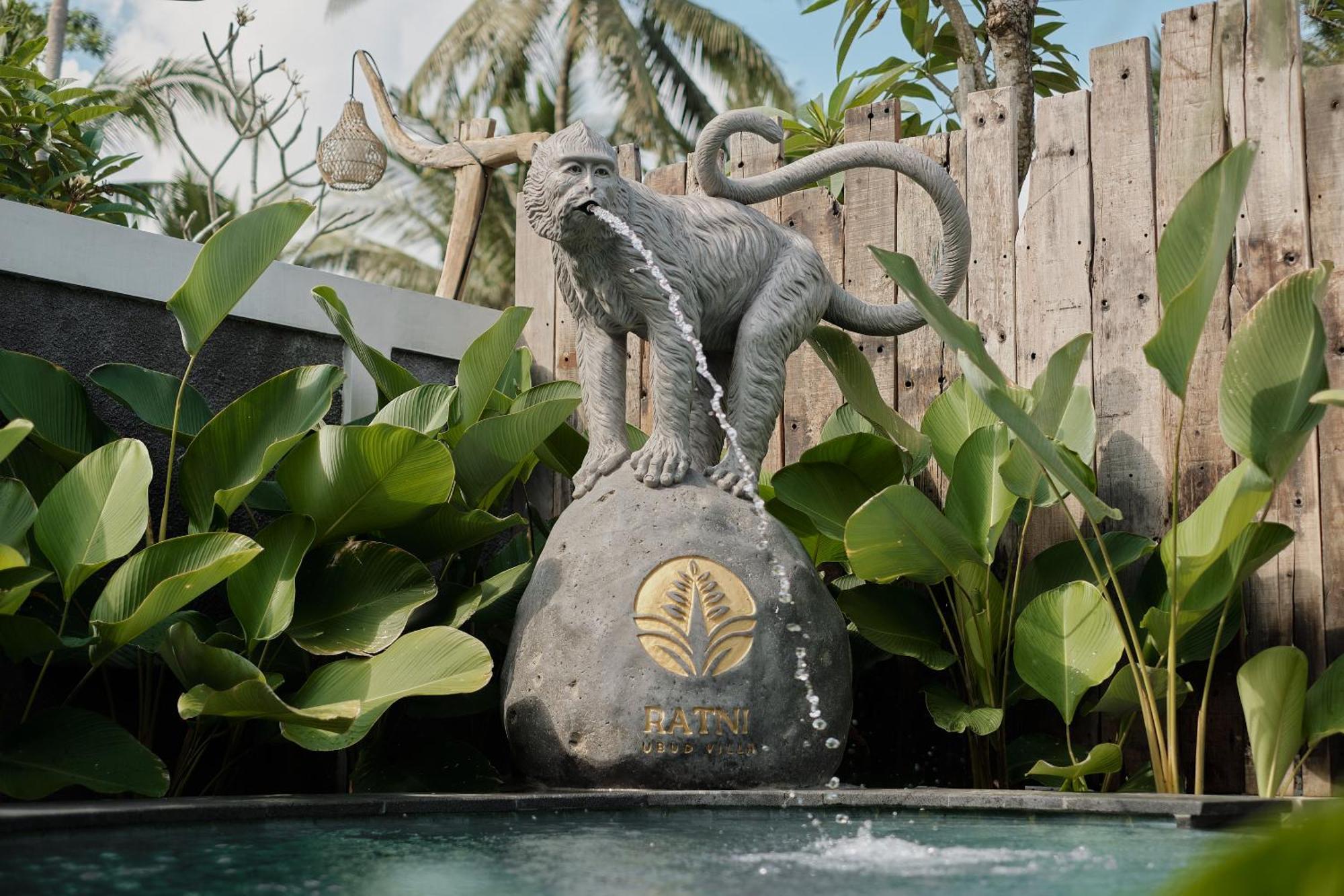 Ratni Ubud Villa Exteriör bild